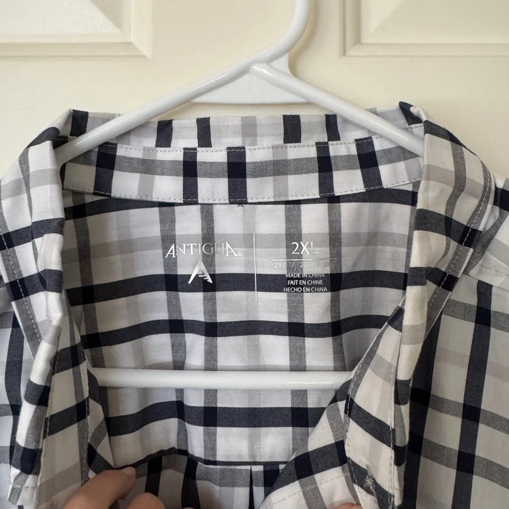 Villanova Men’s Button Down Shirt